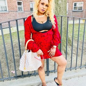 Meet your Posher, Denalee